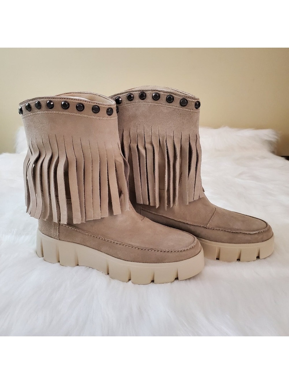 MSRP $225 Geox Size 37 Ghoula Fringe Suede Studded Boots